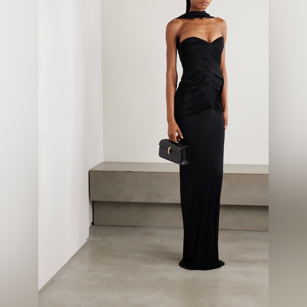 Sophisticated Black Strapless Gown
